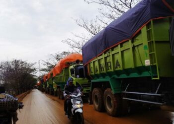 Pemkab Lebak Bakal Batasi Jam Operasional Truk Tanah