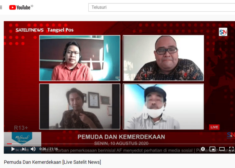 LIVE STREAMING: Ketua KNPI Kabupaten Tangerang Adang Akbarudin saat live streaming “Millenial Bicara” yang digelar Satelit News, Tangsel Pos dan Banten Pos, Senin (10/8). (YOUTUBE)
