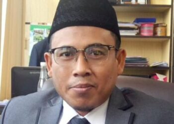 ADUAN SAAT RESES: Wakil Ketua DPRD Kabupaten Serang, Mansur Barmawi. (SIDIK/SATELIT NEWS)