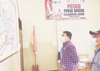 Sekda Kabupaten Tangerang Tinjau Posko PPKM Mikro Jambe
