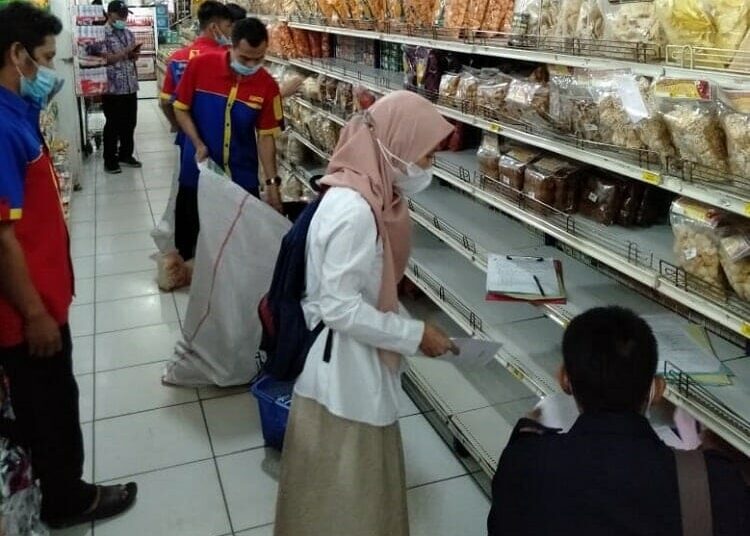 Loka POM Kabupaten Tangerang Temukan Produk Ilegal di Pasar Kemis