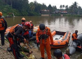 Dikejar Polisi, Bandar Narkoba di Kota Tangsel Nyebur ke Danau