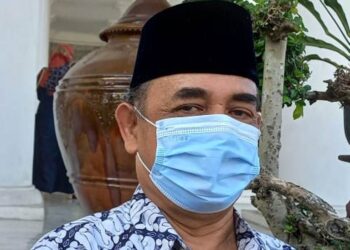WAWANCARA–Kepala Kantor Kemenag Kabupaten Serang, Tubagus Syhabudin, saat di wawancara, belum lama ini. (DOKUMEN/SATELIT NEWS)