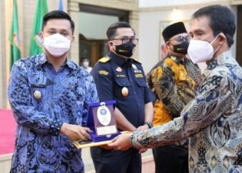 Pemkab Pandeglang Diganjar Penghargaan P4GN dari BNN Banten