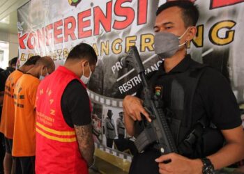 Diupah Rp 15 Juta, Kurir Sabu Bermodus Tempel Ditangkap Polrestro Tangerang Kota