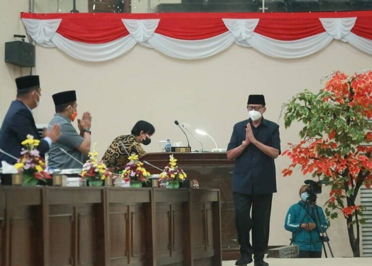Jawab Pertanyaan Fraksi DPRD Banten , Wahidin : Semua karena Covid-19