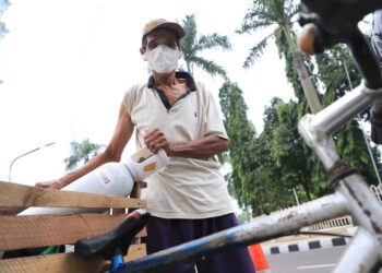 Kisah Keluarga Pasien Non Covid-19 di Kota Tangerang; Istri Tak Bisa Cuci Darah, Suami Bolak-balik Cari Oksigen