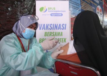 Potret Vaksinasi Gratis untuk Buruh di Kabupaten Tangerang