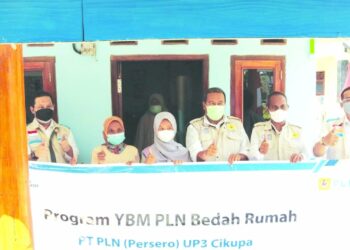 YBM PLN UID Banten Renovasi Rumah Warga Kurang Mampu