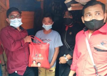 Giliran Janda dan Anak Yatim di Cibodas Diberi Bantuan Ketua DPRD Kota Tangerang