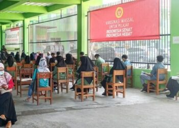 BIN Gelar Vaksinasi Lanjutan di MAN 1 Kota Tangerang, Kepsek: Kita Segera Gelar PTM