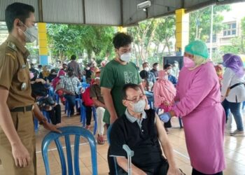 Gebyar Bulan Vaksinasi, Masyarakat Sukasari Tangerang Antusias