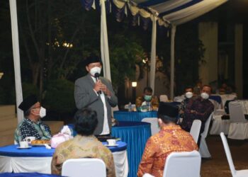 Gubernur Banten, Wahidin Halim, paparan di depan jajaran rektor UIN se-Indonesia, Jumat (29/10/2021). (ISTIMEWA)