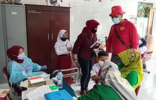 Vaksin Anak 6-11 oleh BIN Daerah Banten Digelar di SDN 3 dan SDN 7 Gondrong, dari Antusias hingga Menangis