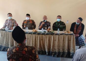 Satpol PP Pandeglang Gencarkan Vaksinasi di Wilayah Binaan