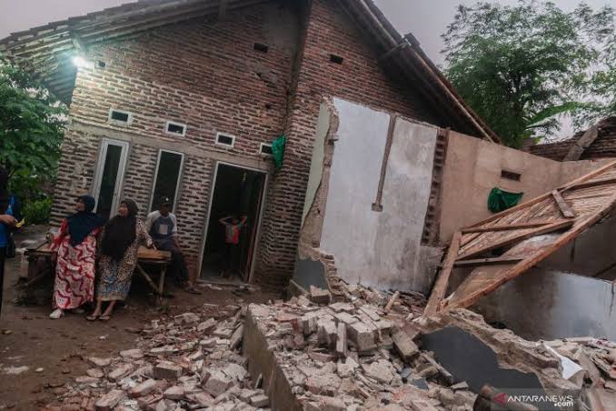 Korban terdampak gempa mag 6,6 di Kabupaten Pandeglang. (ISTIMEWA)