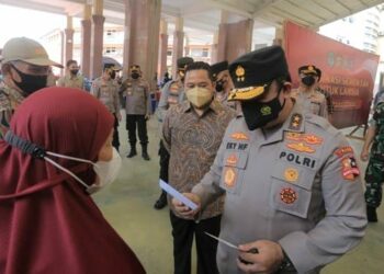 Dua Jenderal Polisi Datangi Puspemkot Tangerang Saat Vaksinasi Booster