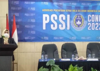 Bupati Serang Ratu Tatu Chasanah, menyampaikan sambutan pada Kongres PSSI Kabupaten Serang. (ISTIMEWA)