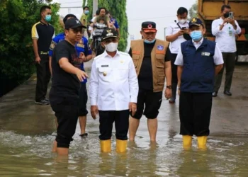 Hujan Angin Dini Hari di Kota Tangerang Picu Banjir di Delapan Titik, Begini Upaya Pemkot