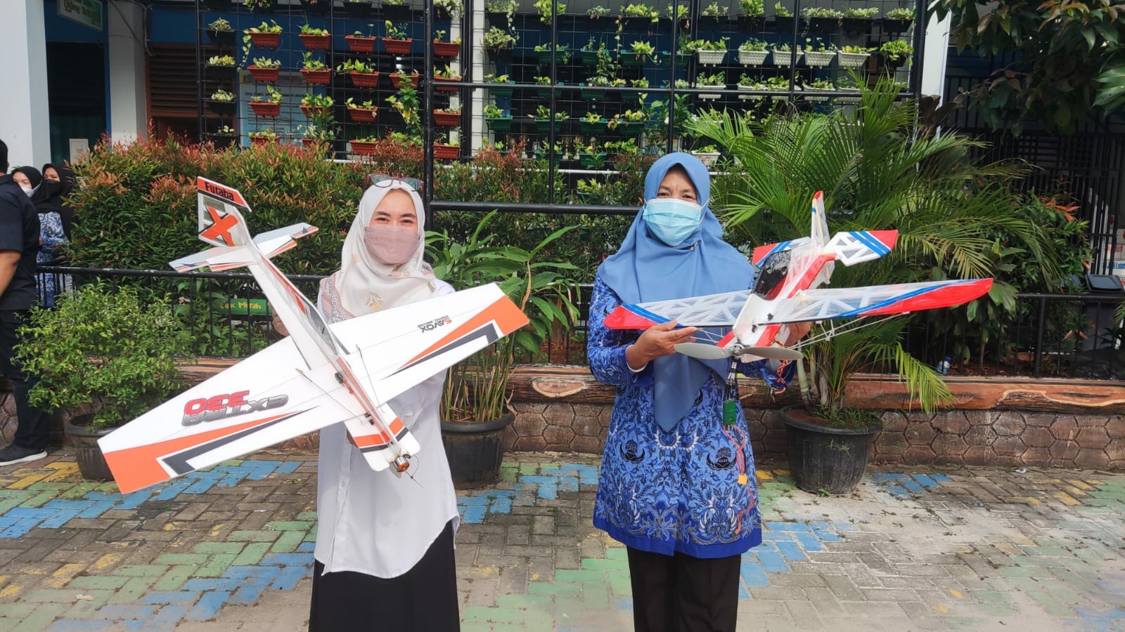 SMPN 29 Kota Tangerang Kembangkan Ekskul Perakitan Pesawat Aeromodelling