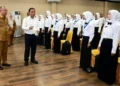PJ Gubernur Banten Al Muktabar, memberikan arahan kepada peserta saat membuka acara pelatihan dasar CPNS di Badiklat BKPSDM Provinsi Banten, di Jalan Raya Karang Tanjung, Kabupaten Pandeglang, Senin (20/6)2022). (ISTIMEWA)